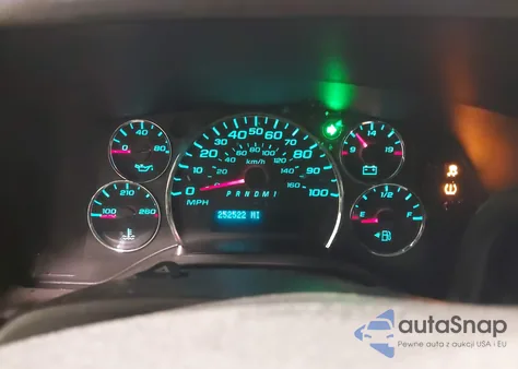 2015 Chevrolet Express 3500 Work Van z USA, uszkodzony, nr VIN 1GCZGTCGXF1229754